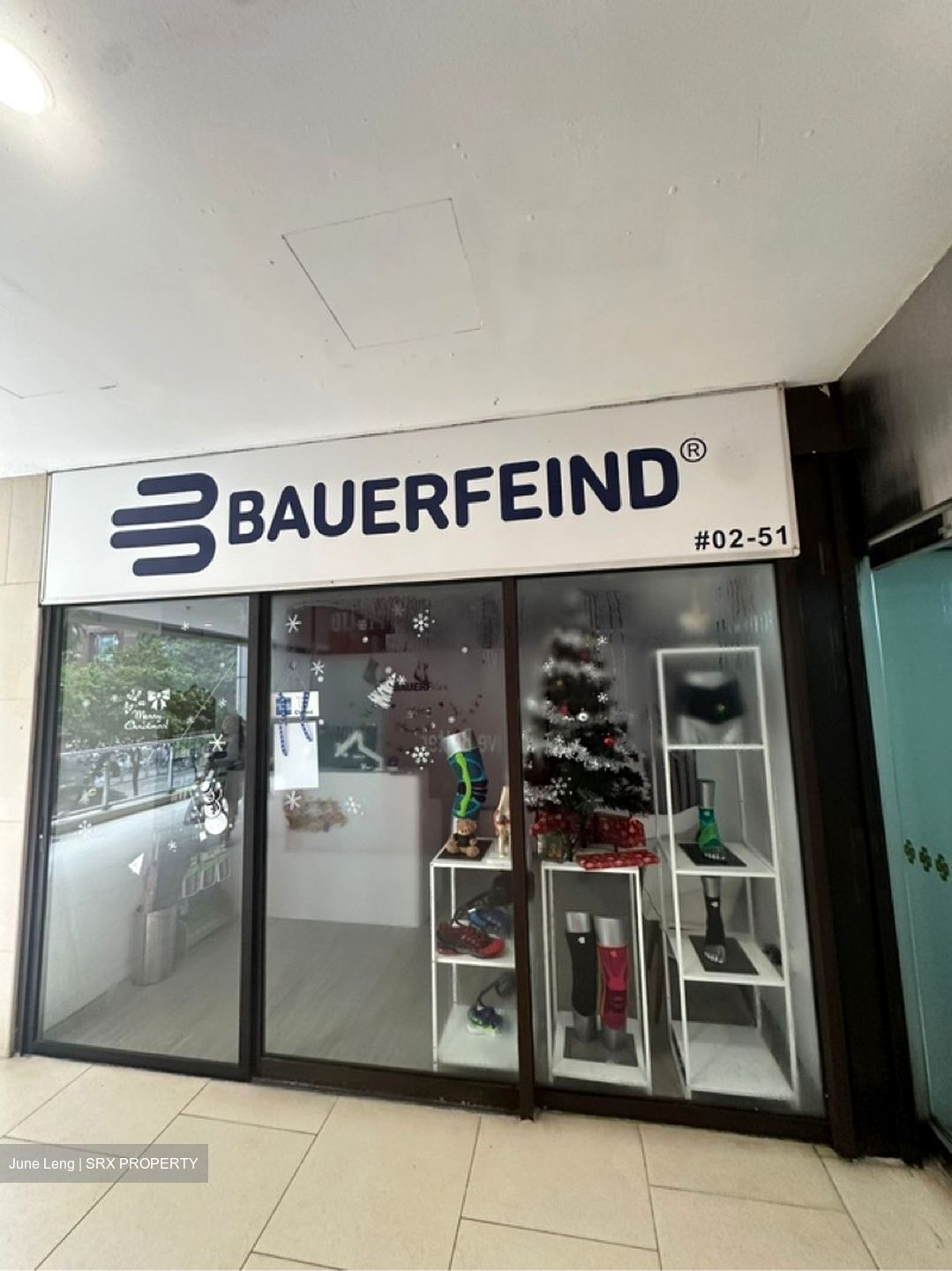 Lucky Plaza (D9), Shop House #517466391